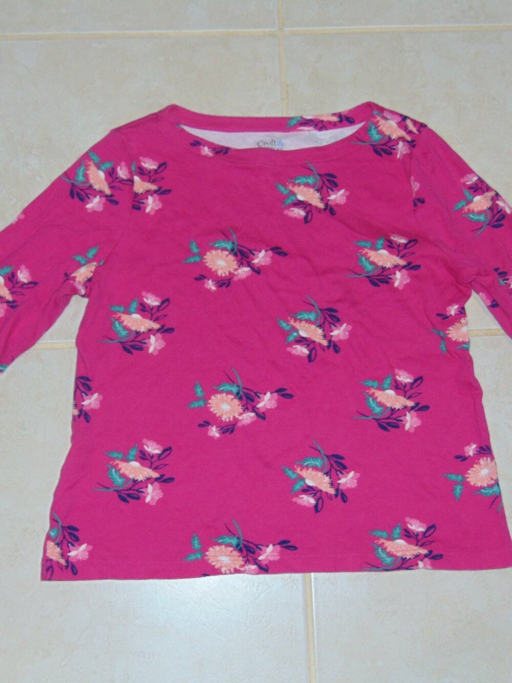 Croft & Barrow Women's Floral Long Sleeve Classic Tee shirt large